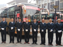 熱烈祝賀郴州“兩會(huì)”勝利召開(kāi)丨郴汽集團(tuán)高標(biāo)準(zhǔn)服務(wù)會(huì)議用車(chē)